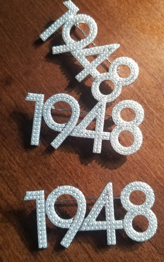 "1948" Shimmery lapel pin