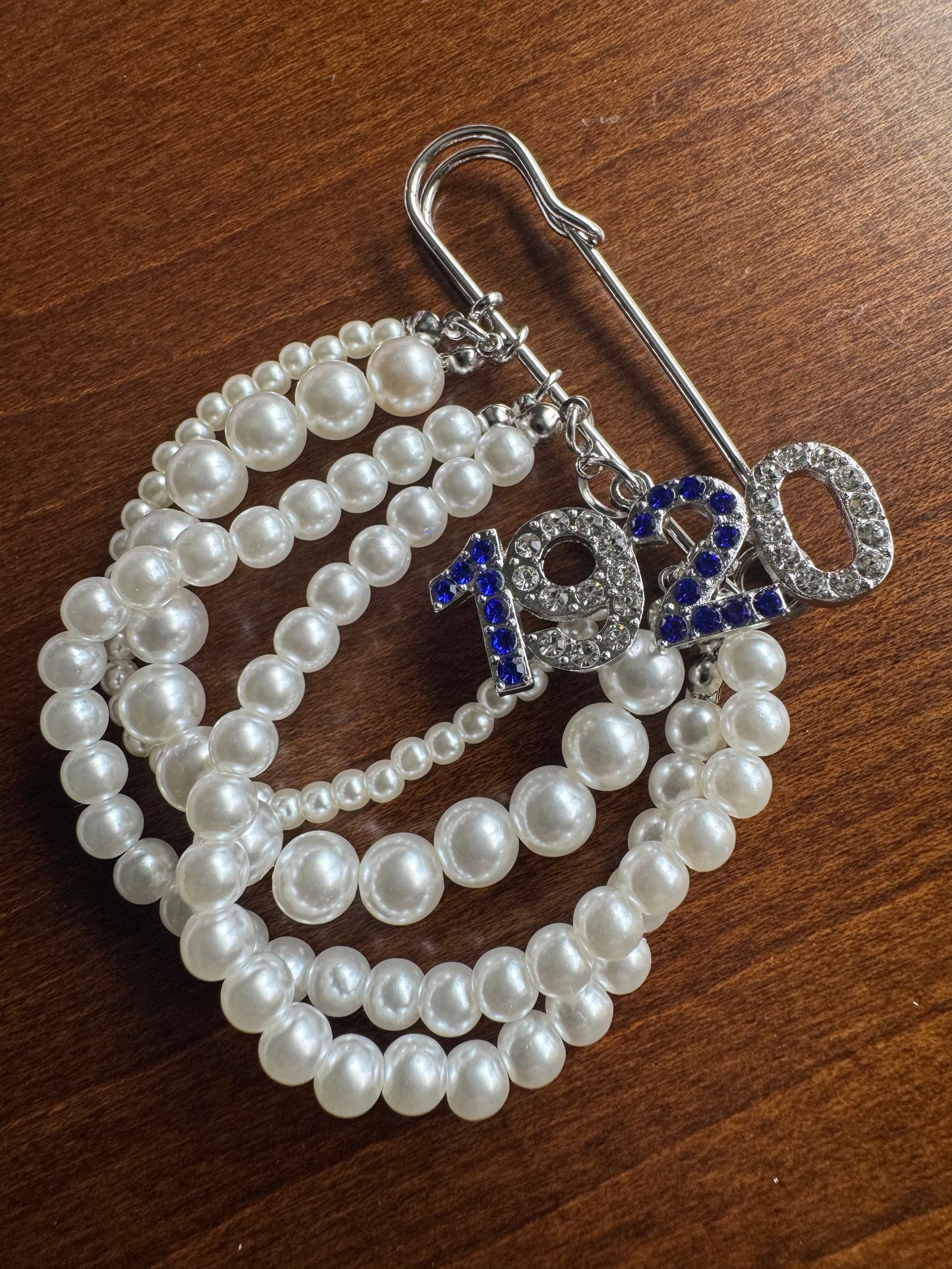 Pearl Safety Pin