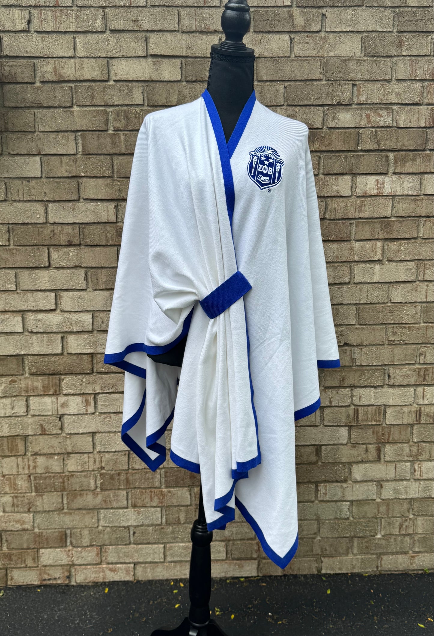 Zeta Elegance Shawl