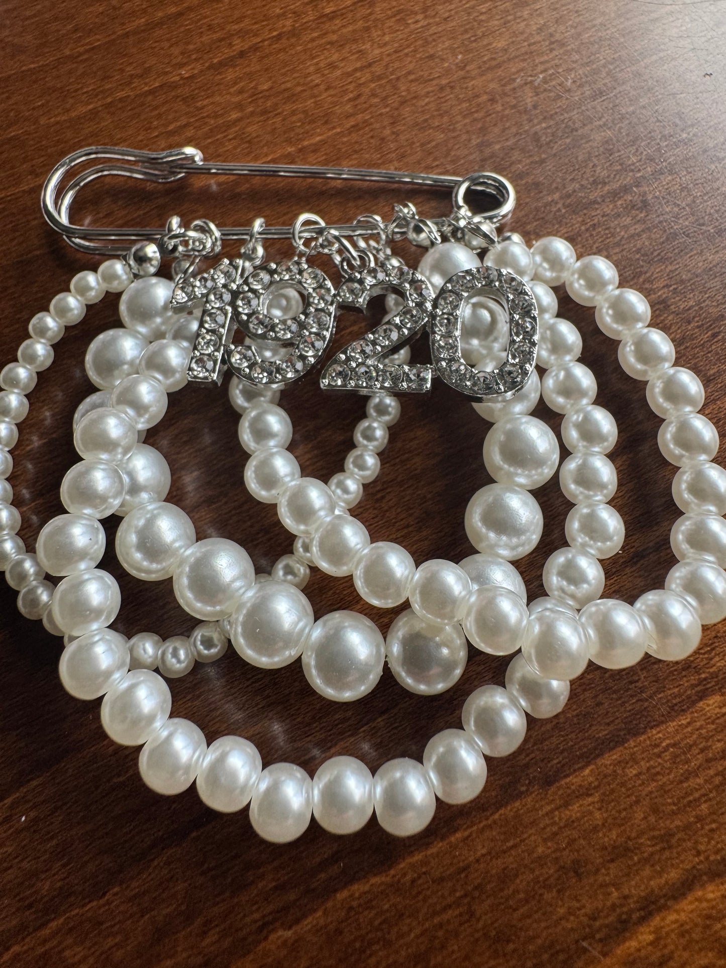 Pearl Safety Pin