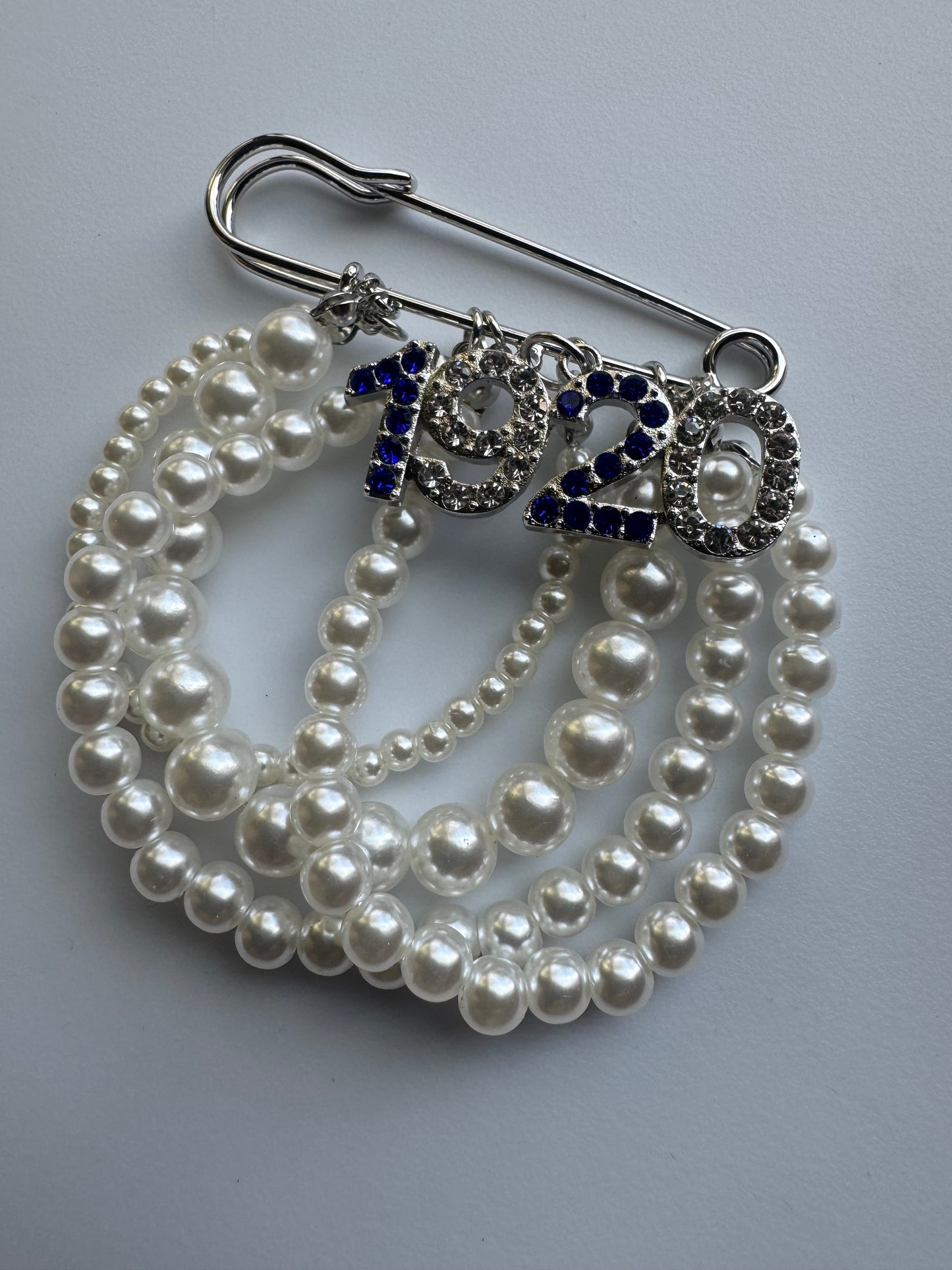 Pearl Safety Pin