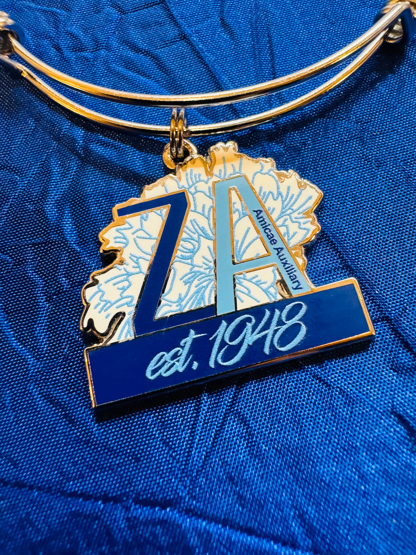Amicae Auxiliary letters jewelry