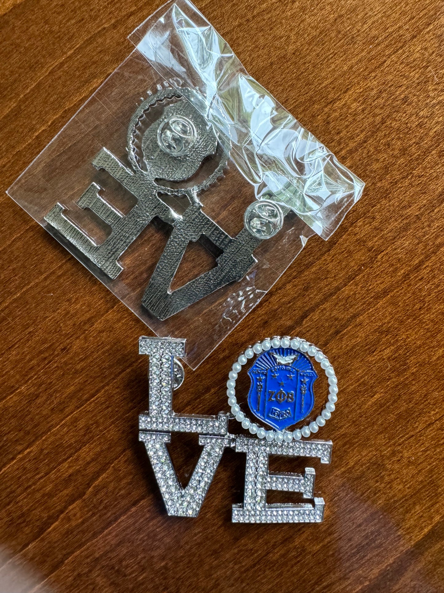 Love Zeta Pin