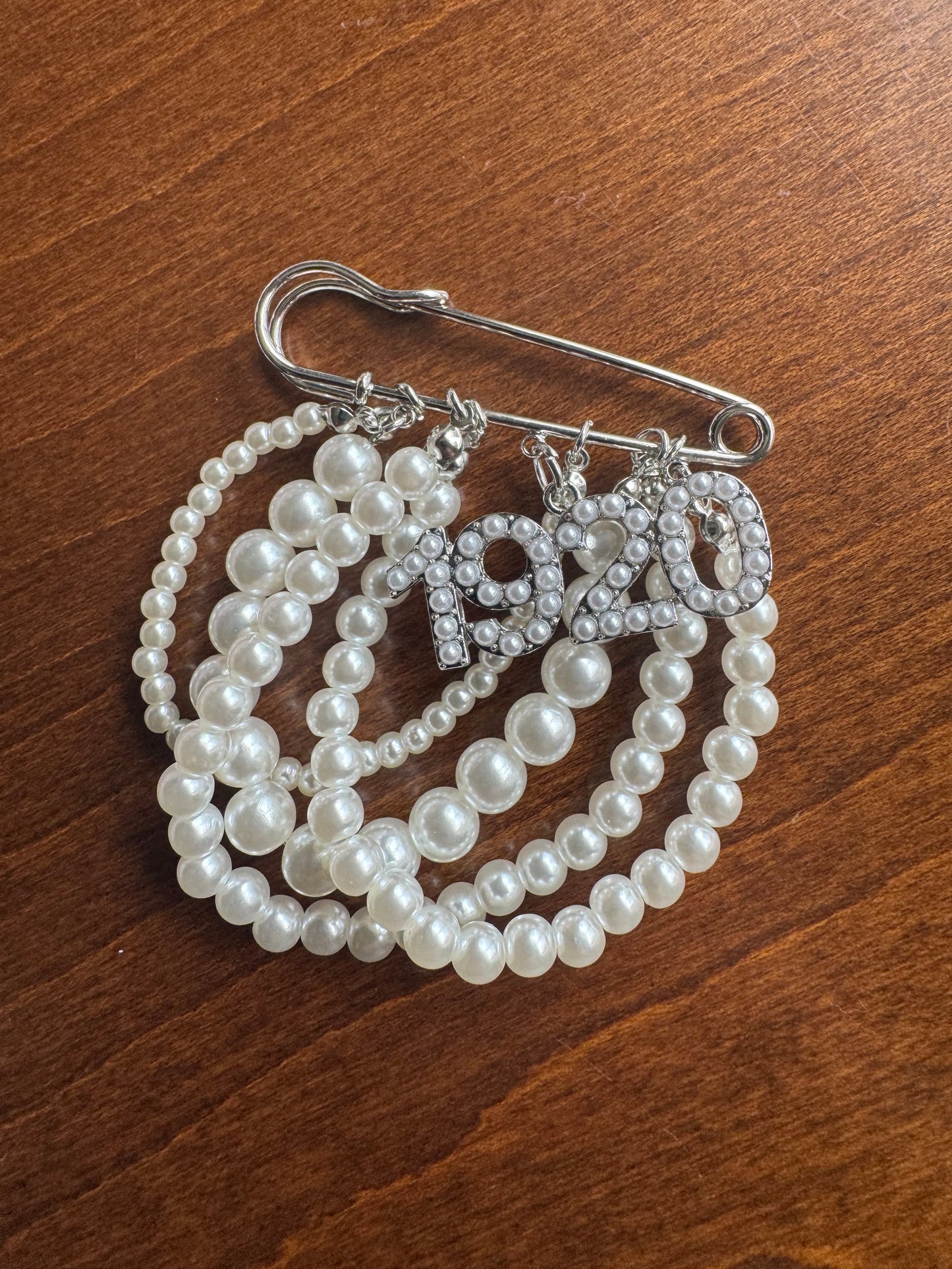 Pearl Safety Pin