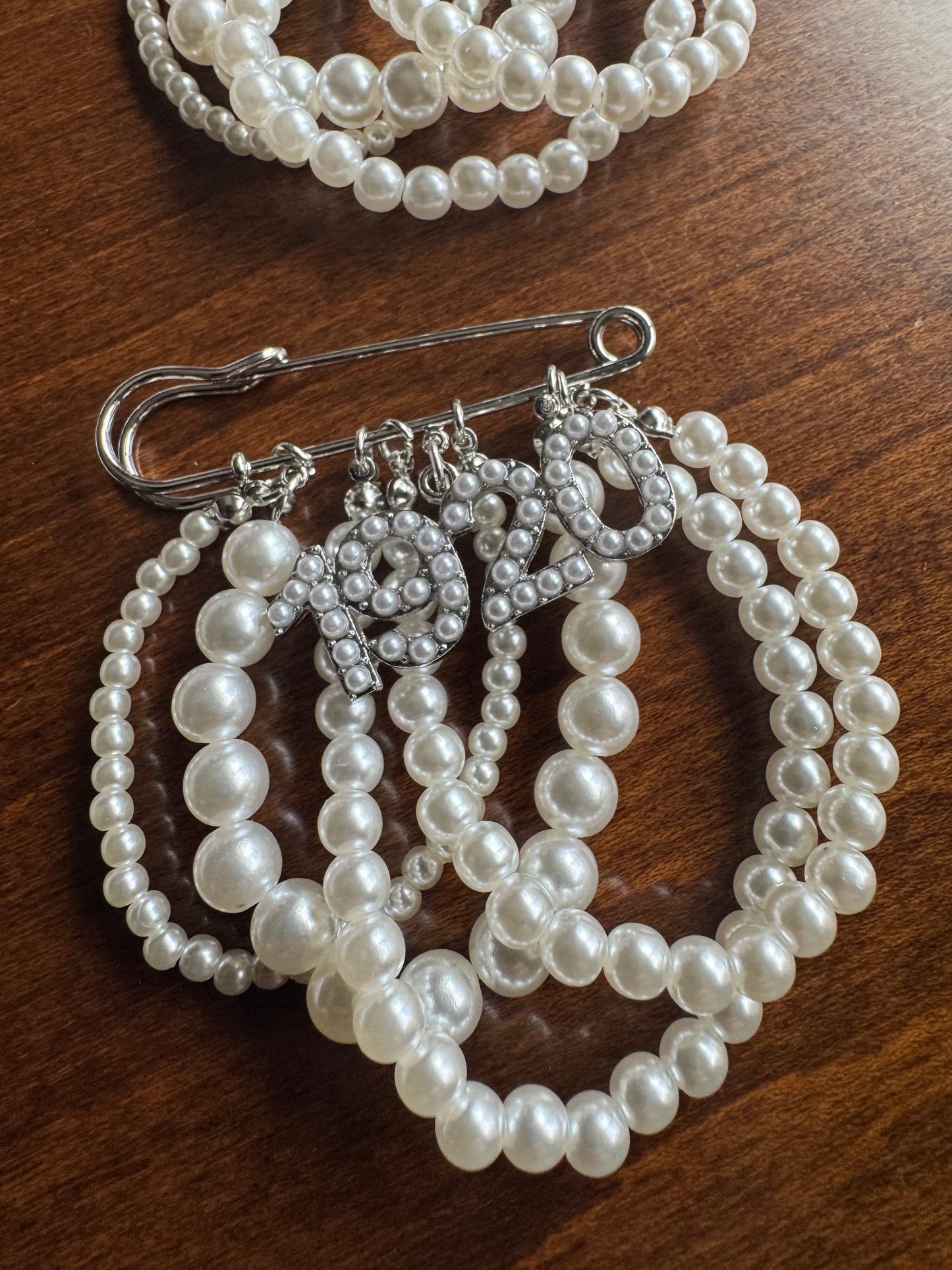 Pearl Safety Pin