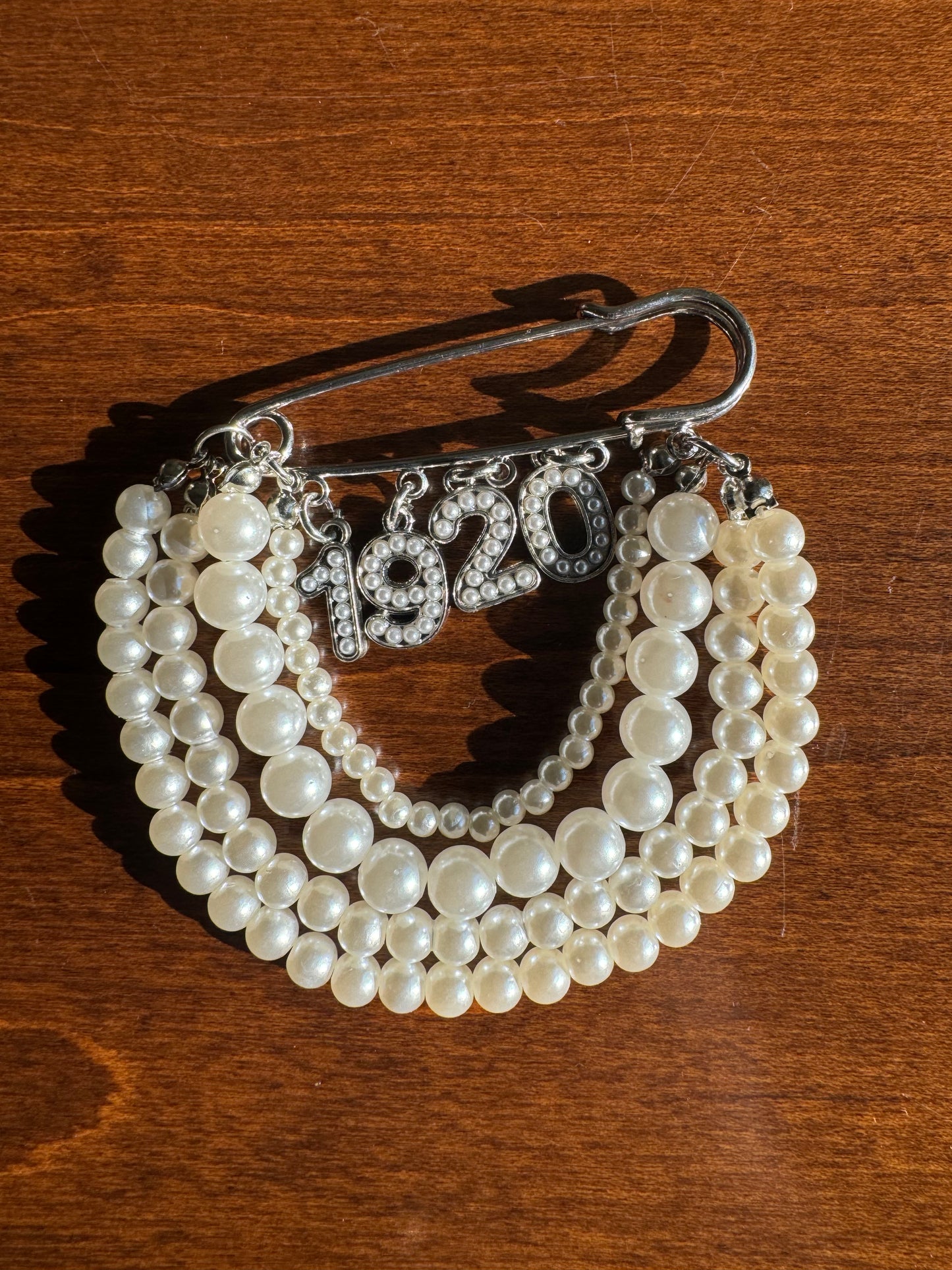 Pearl Safety Pin