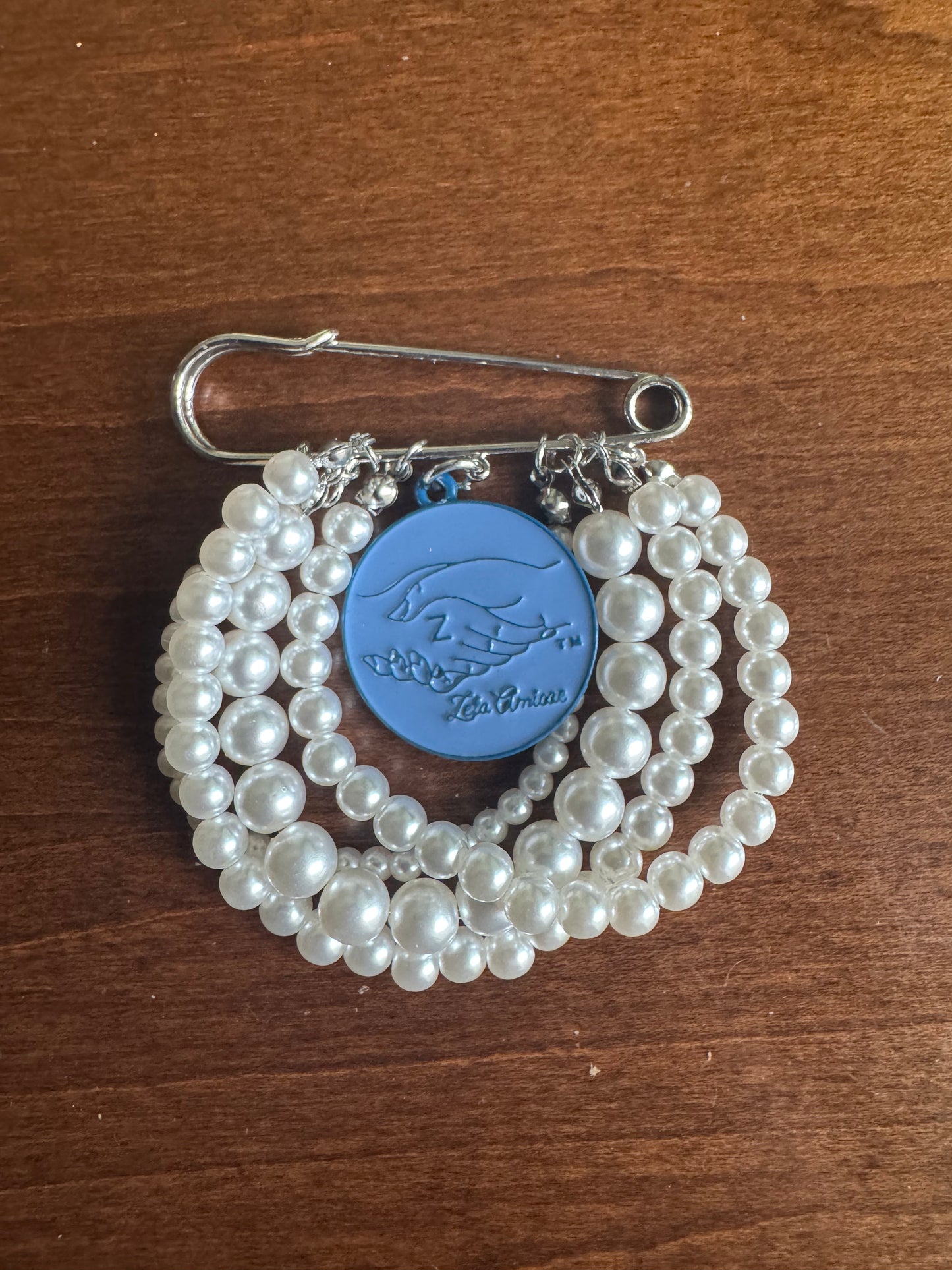 Pearl Safety Pin