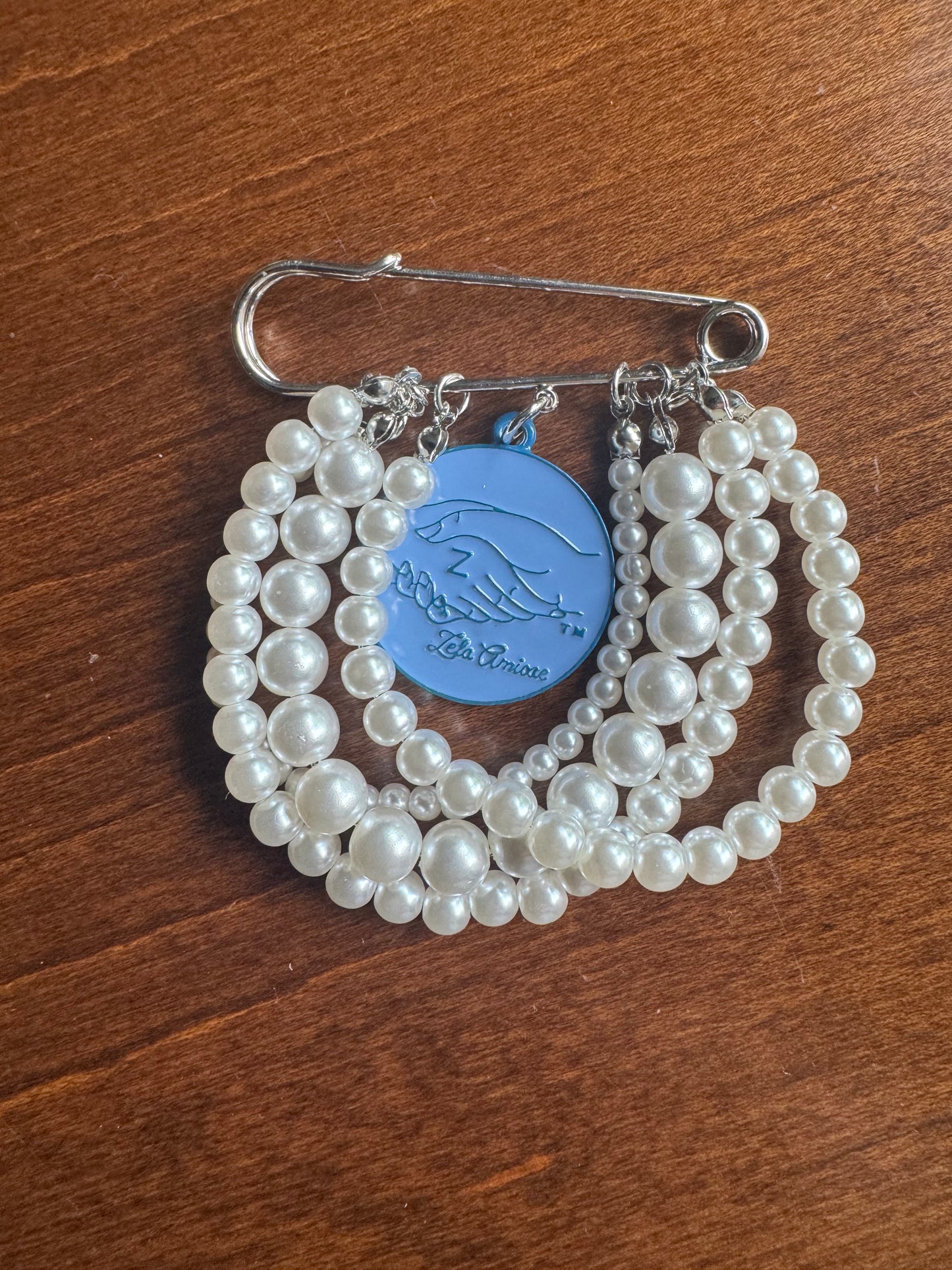 Pearl Safety Pin