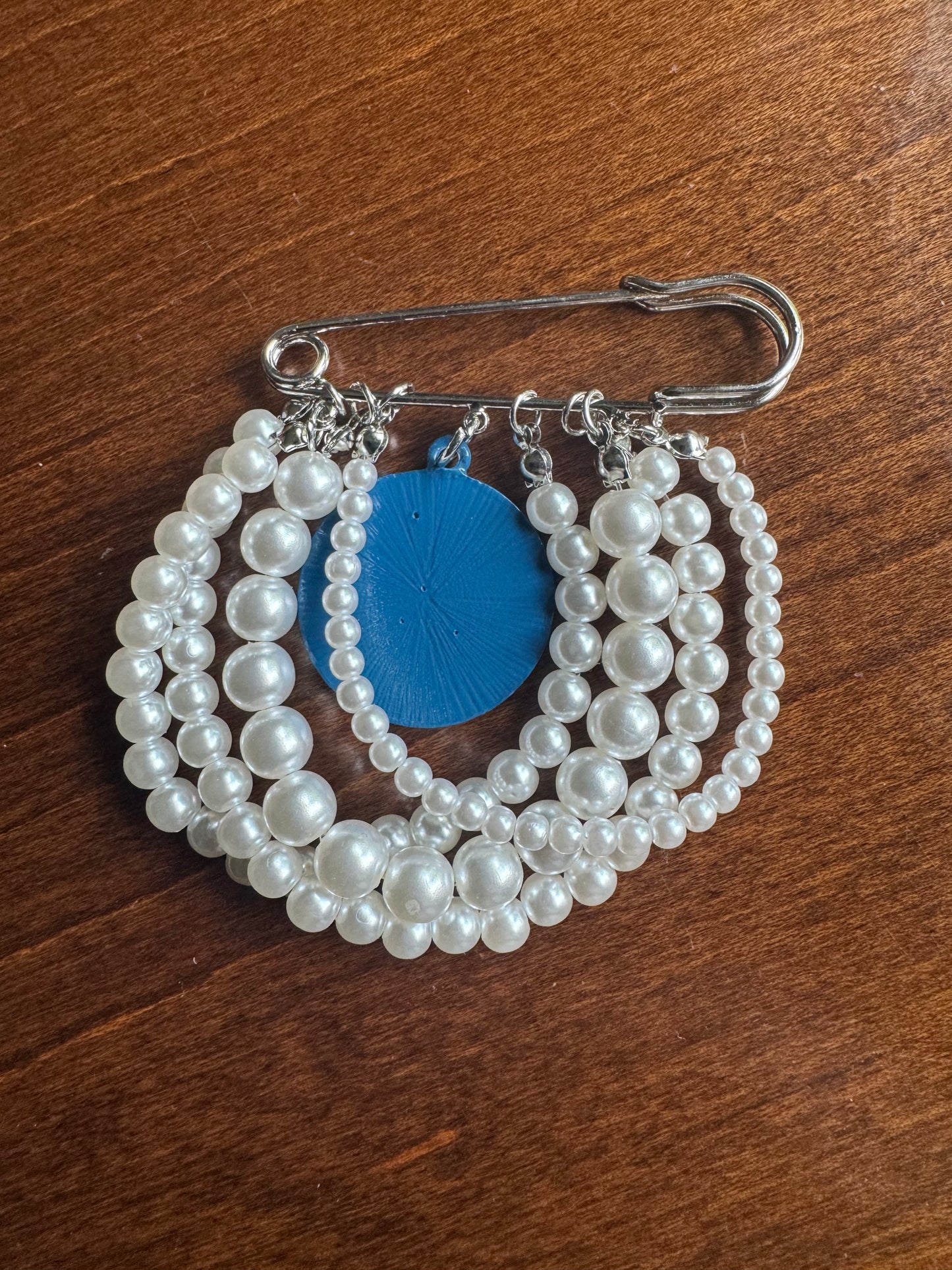 Pearl Safety Pin