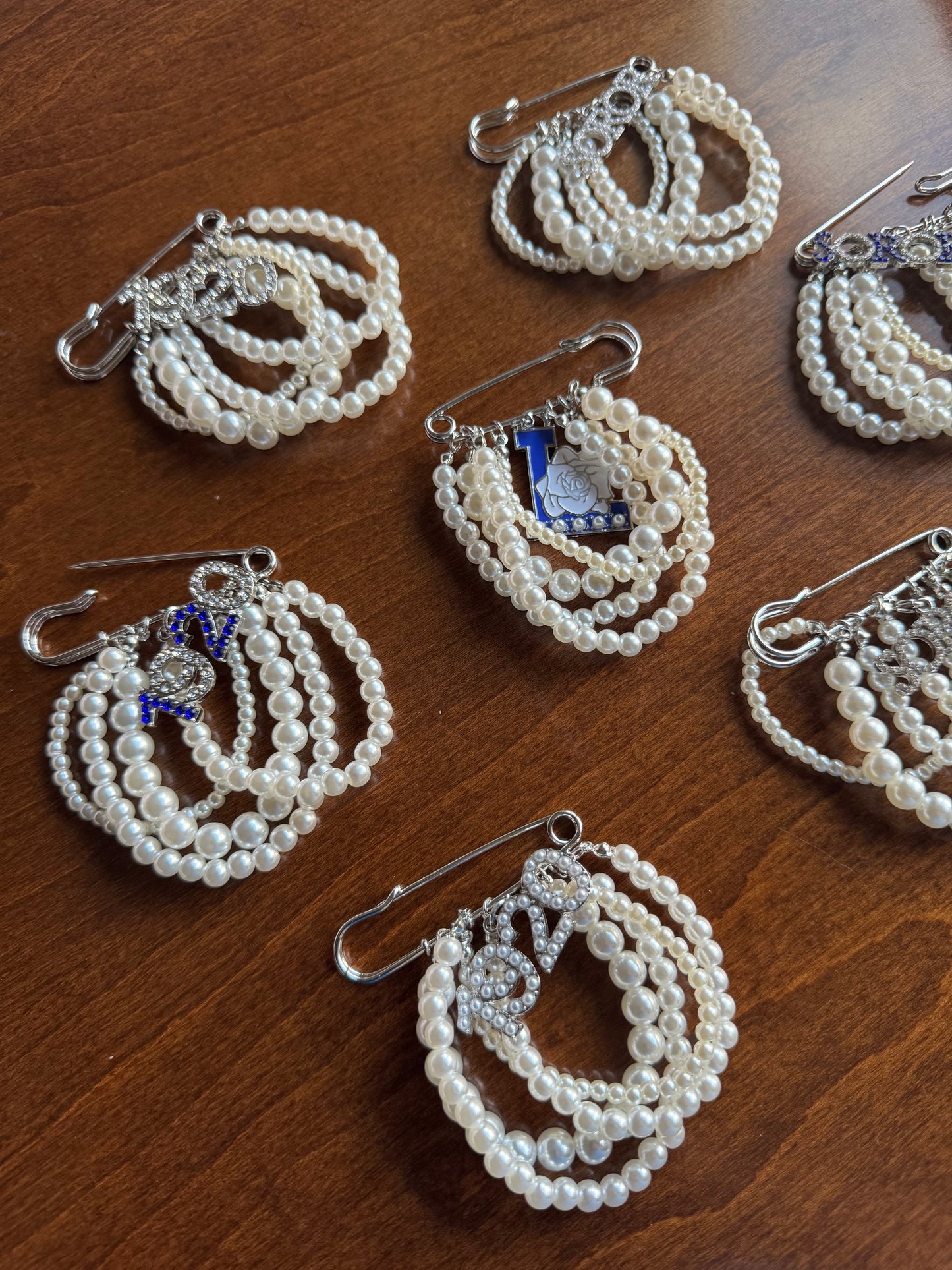 Pearl Safety Pin