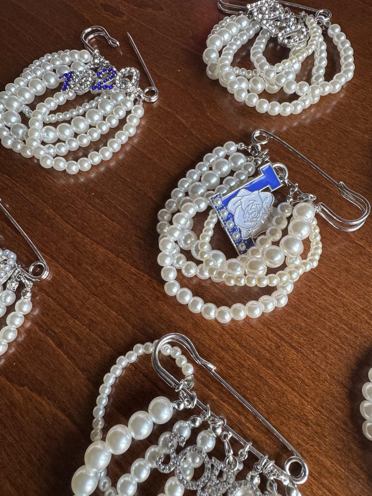 Pearl Safety Pin