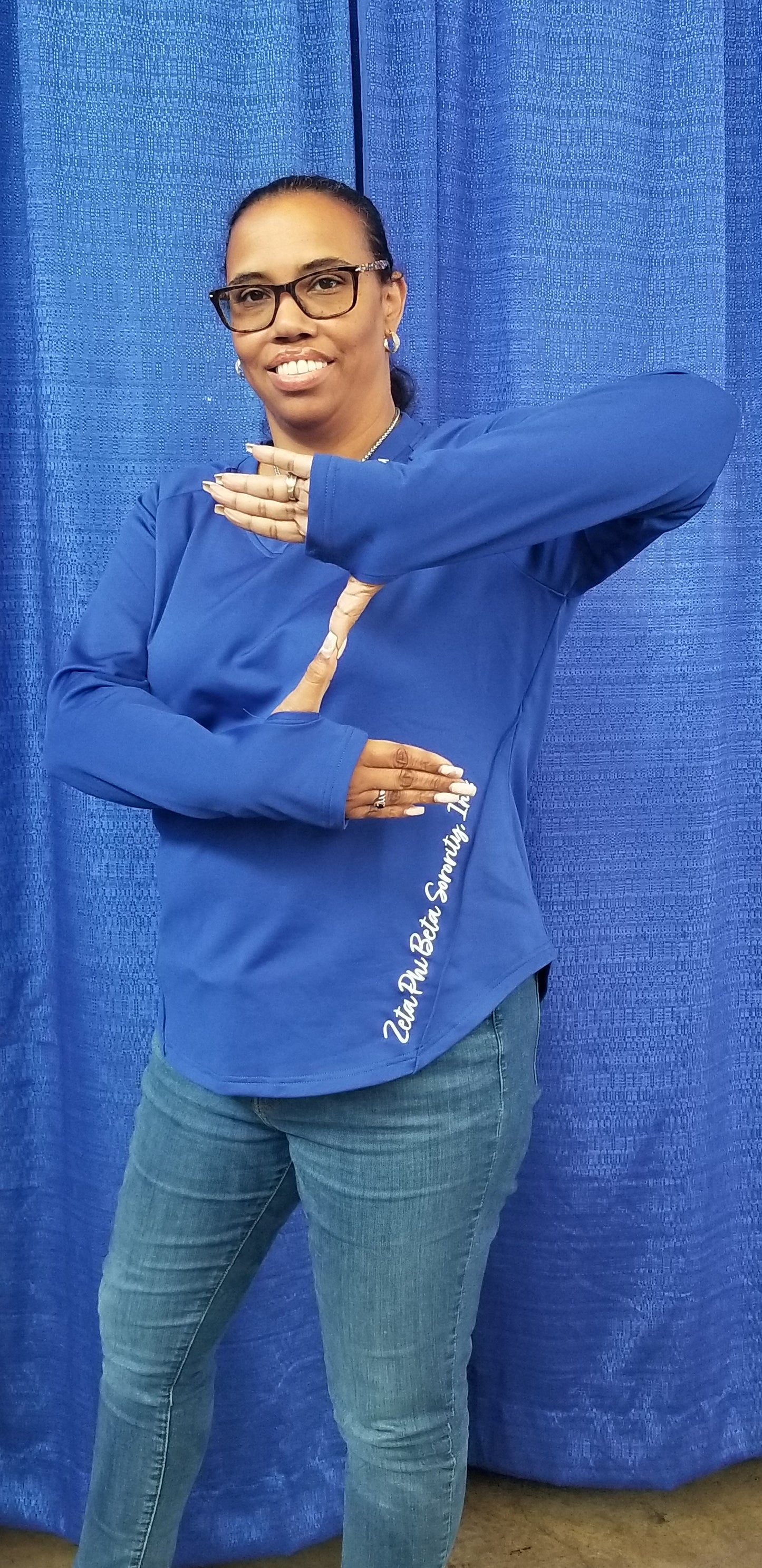 V-neck Heavyweight Zeta Pullover