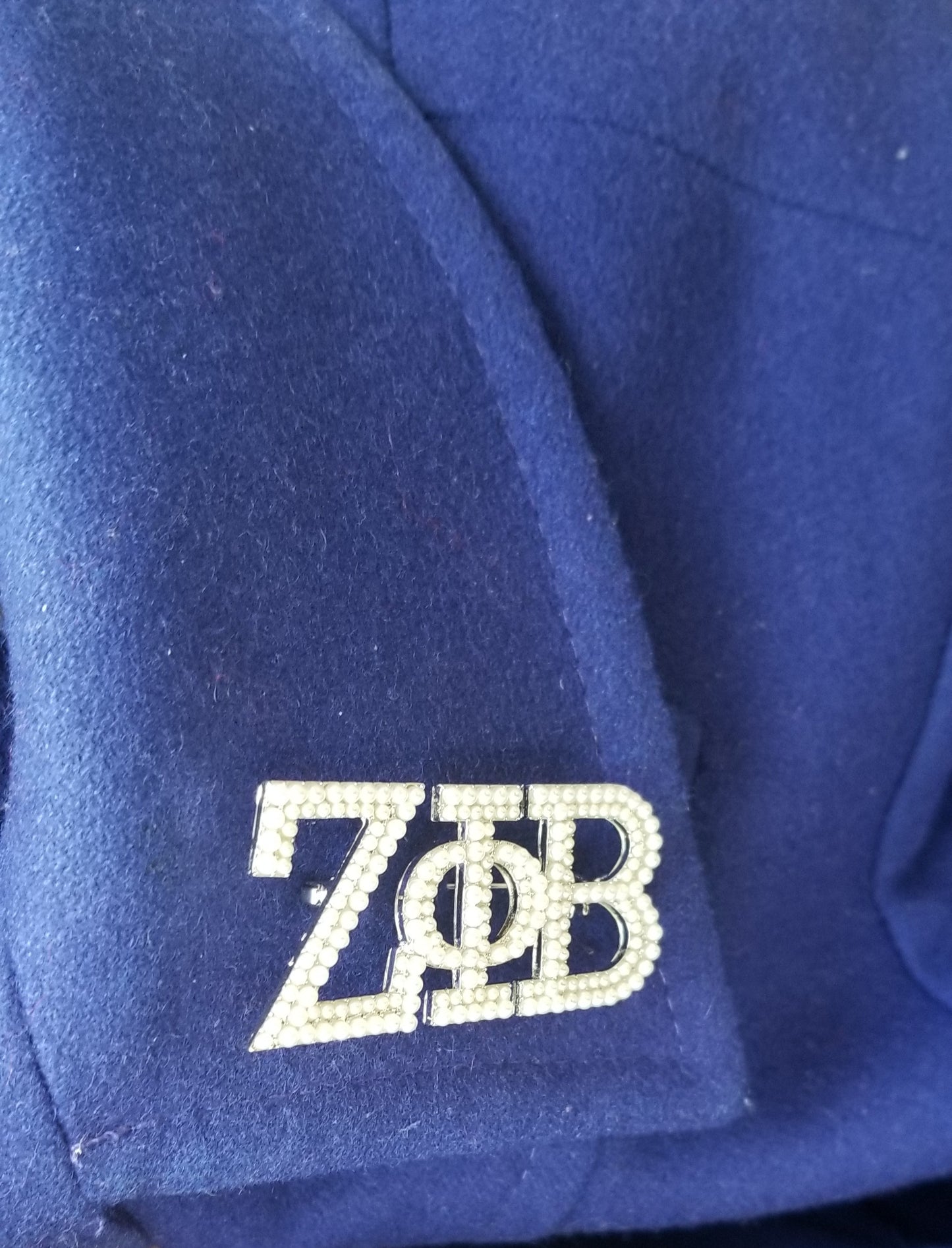 Zeta Greek Letter Pearl Brooch