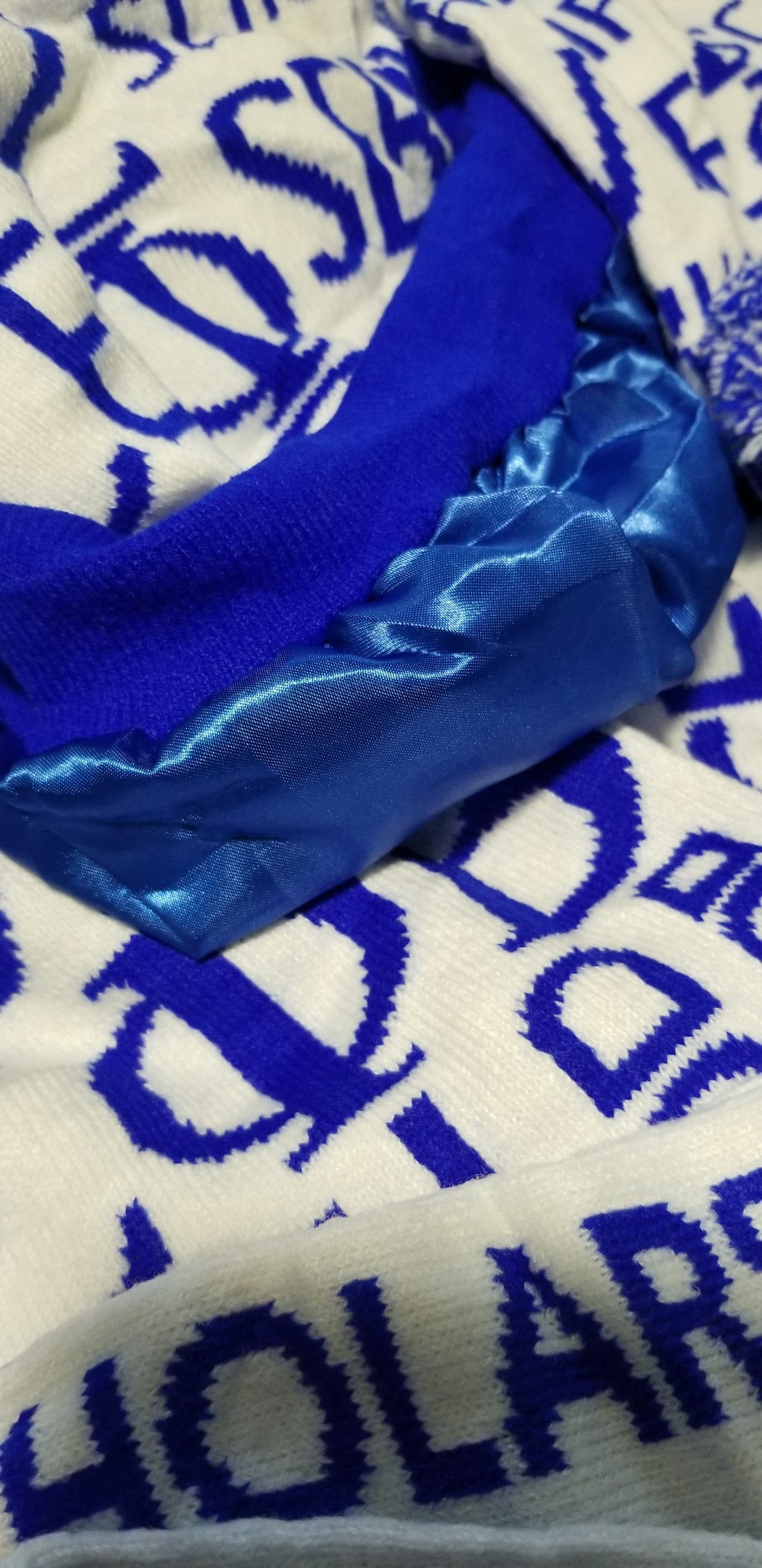 Principles Abstract Scarf & Hat Set
