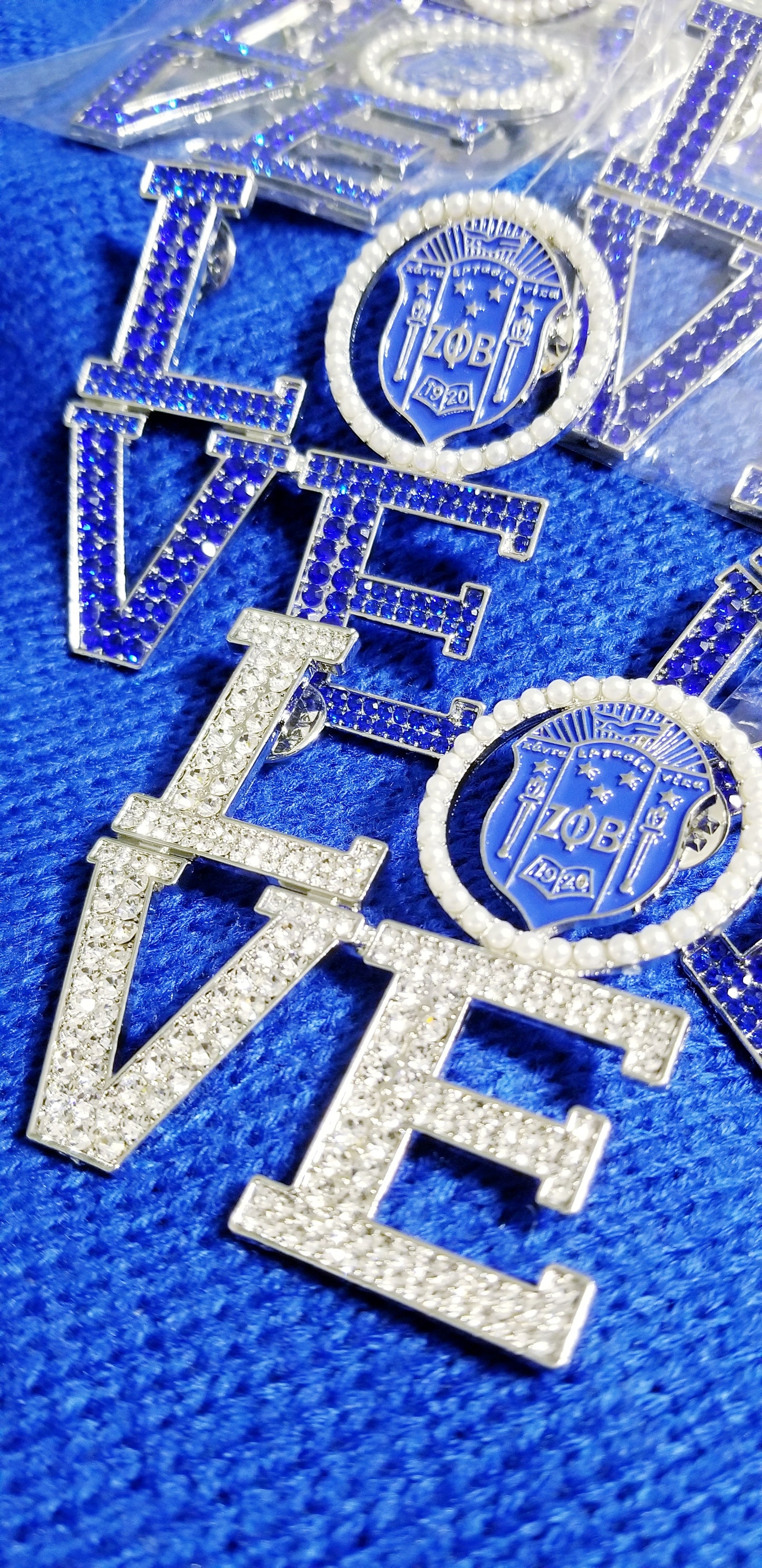 Love Zeta Pin