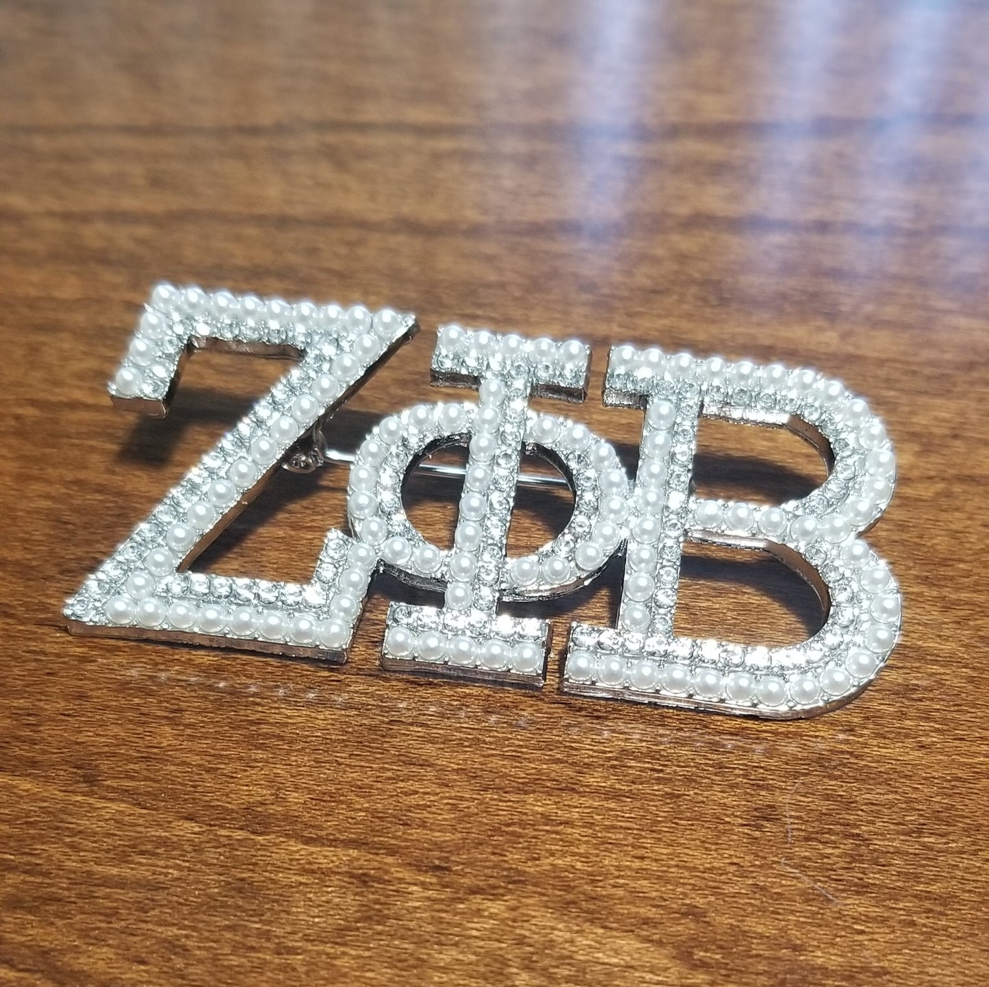 Zeta Greek Letter Pearl Brooch