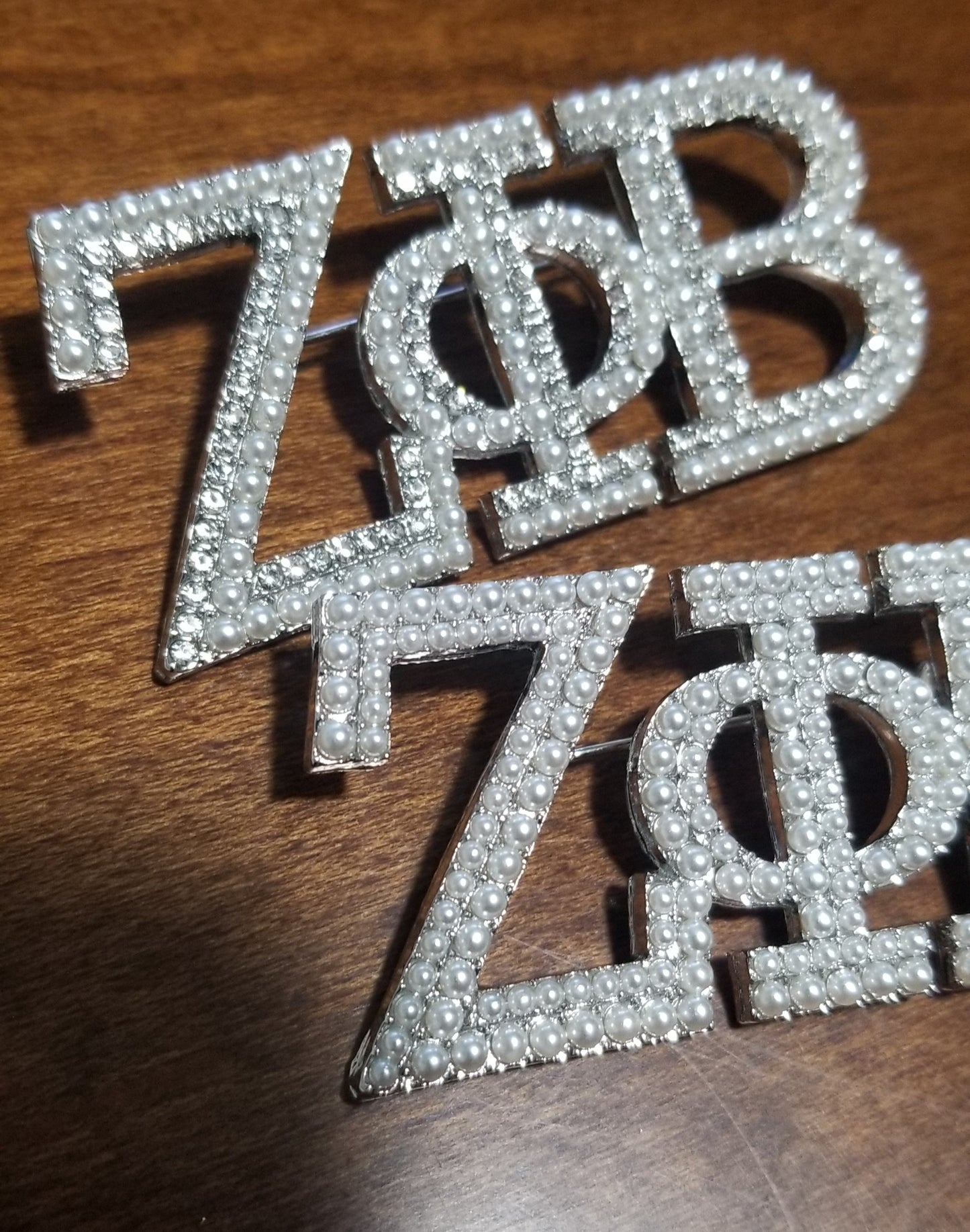 Zeta Greek Letter Pearl Brooch