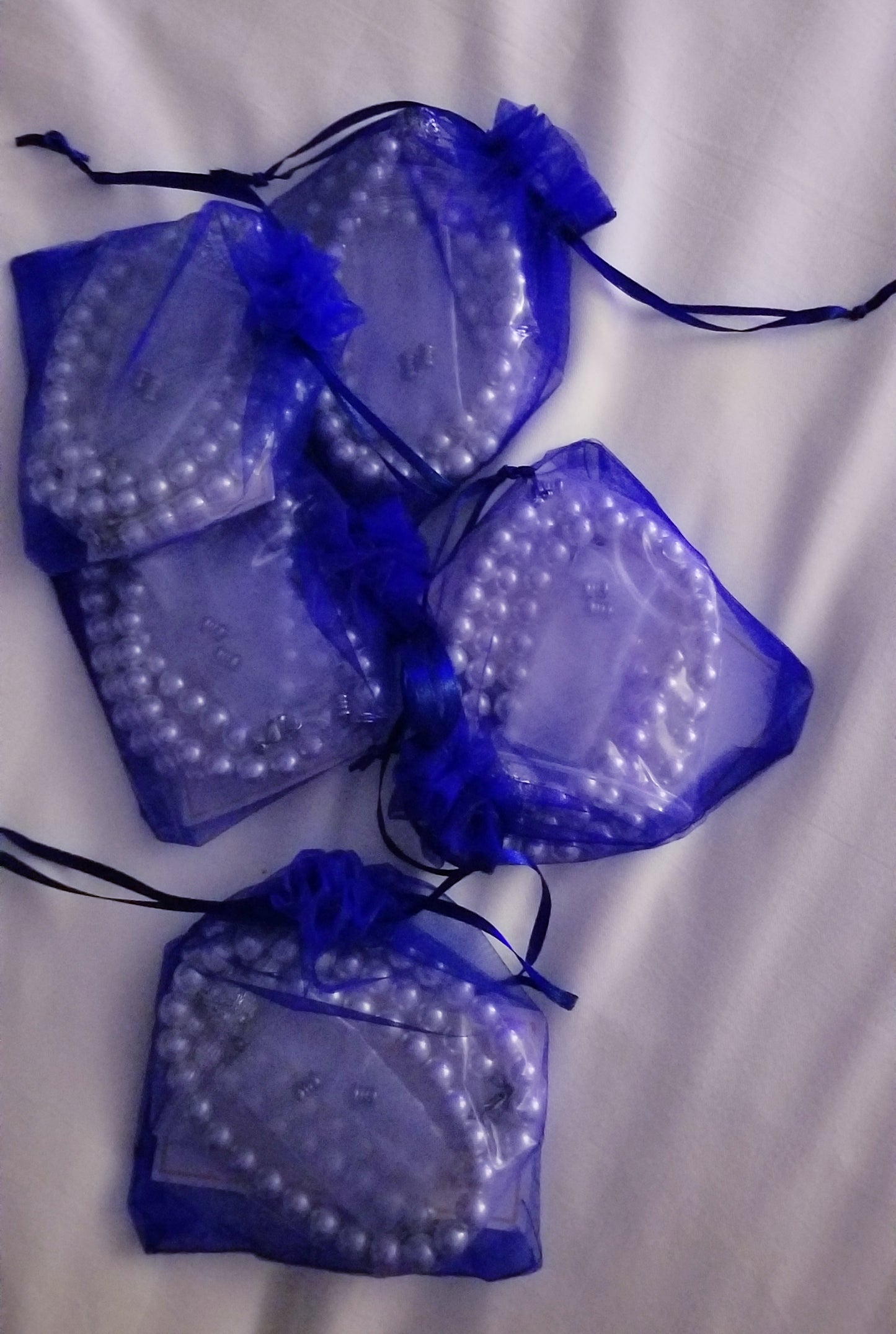 (PRE-ORDER) Pearl Custom Made Eyeglass Speclaces