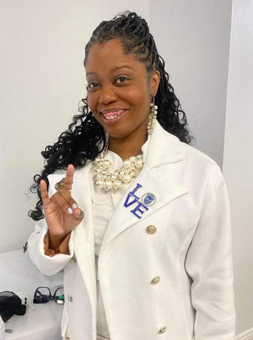 Love Zeta Pin