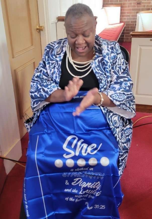 "She" Zeta Lap Cloth