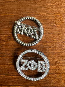 Zeta Greek Letter Circle Pearl Pin