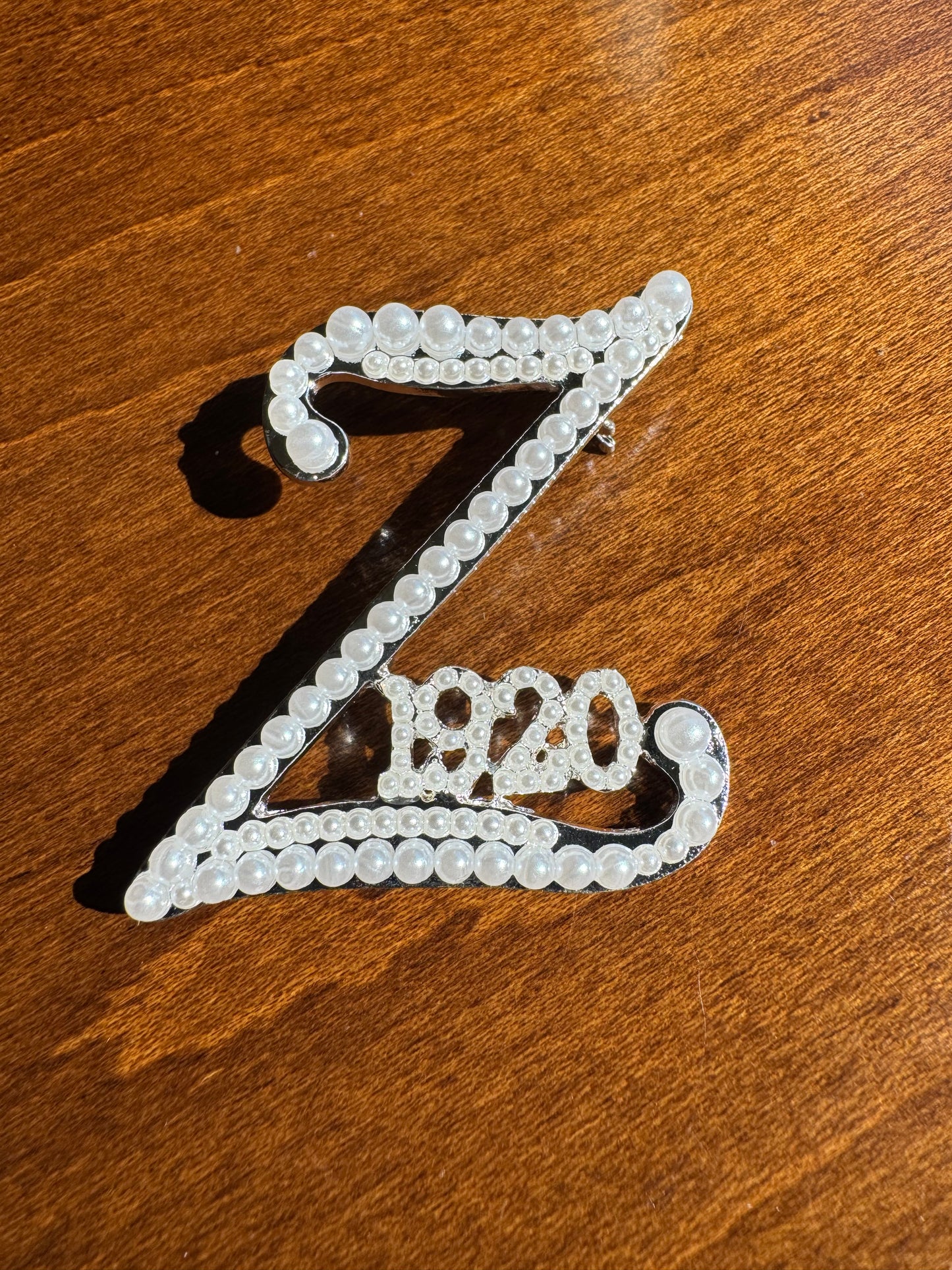 Cursive Z lapel pin