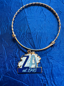 Amicae Auxiliary letters jewelry