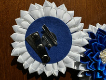 Load image into Gallery viewer, Flower Power Brooches
