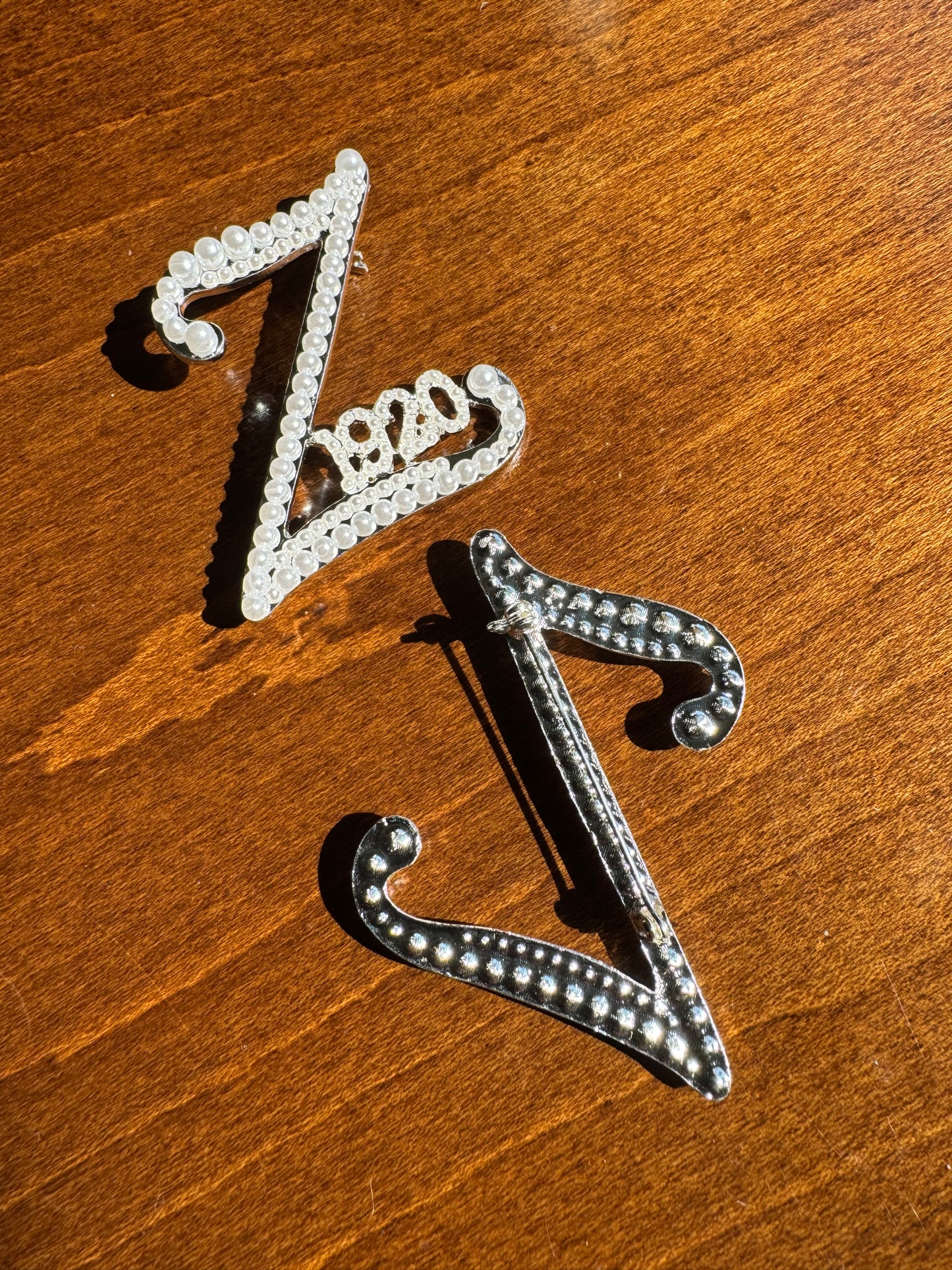 Cursive Z lapel pin