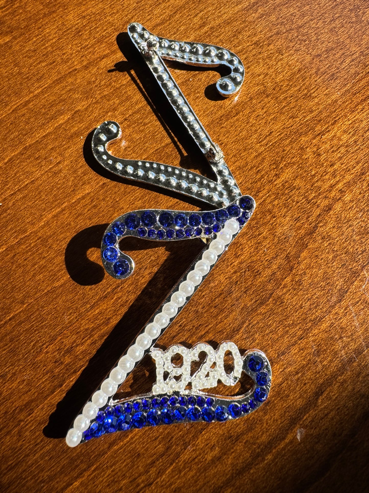 Cursive Z lapel pin