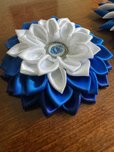 Load image into Gallery viewer, Flower Power Brooches
